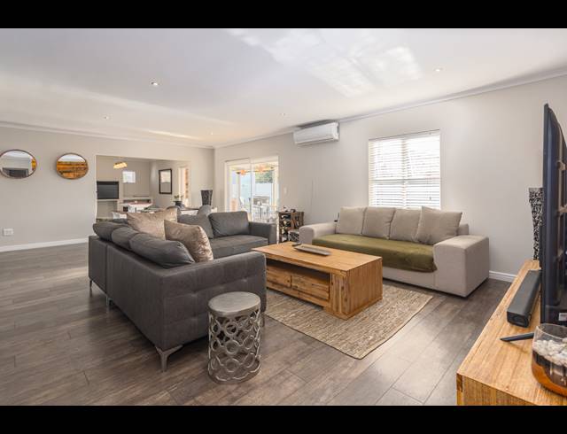 3 BEDROOM FREESTANDING SOLD IN SUNNINGDALE